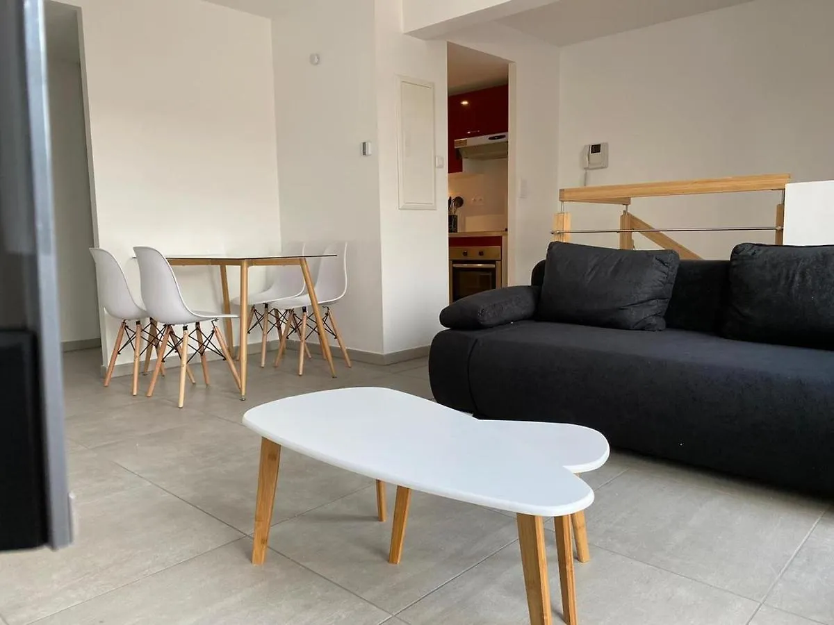 301 - Appartement Duplex Moderne - Jeanne D Arc, Toulouse